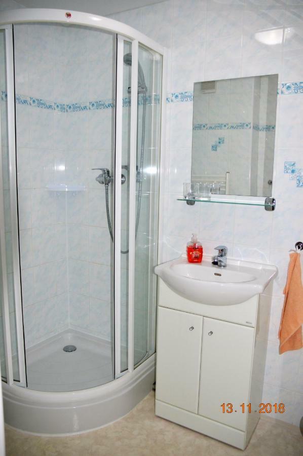 Penzion Pod Kostelem Bublava Bagian luar foto